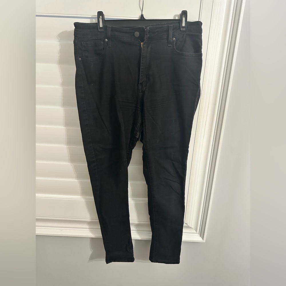 Levi's 721 High Rise Skinny Jeans in Black